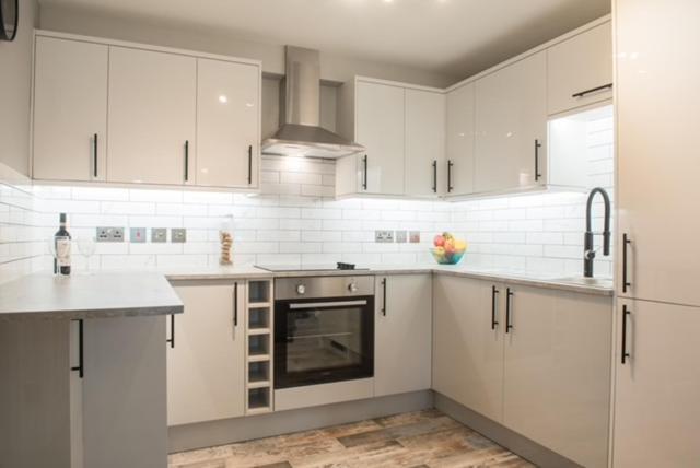 Finchley Contemporary 2 Bed Apartment + Parking Hendon Exteriör bild