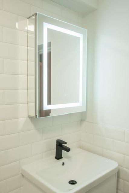 Finchley Contemporary 2 Bed Apartment + Parking Hendon Exteriör bild